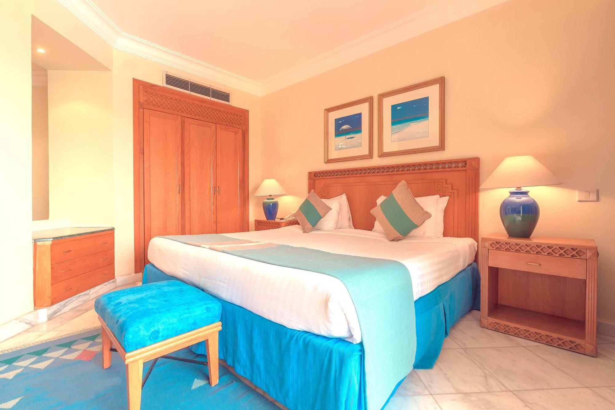 Old Palace Resort Sahl Hasheesh Hurghada Exterior photo A bedroom at the hotel