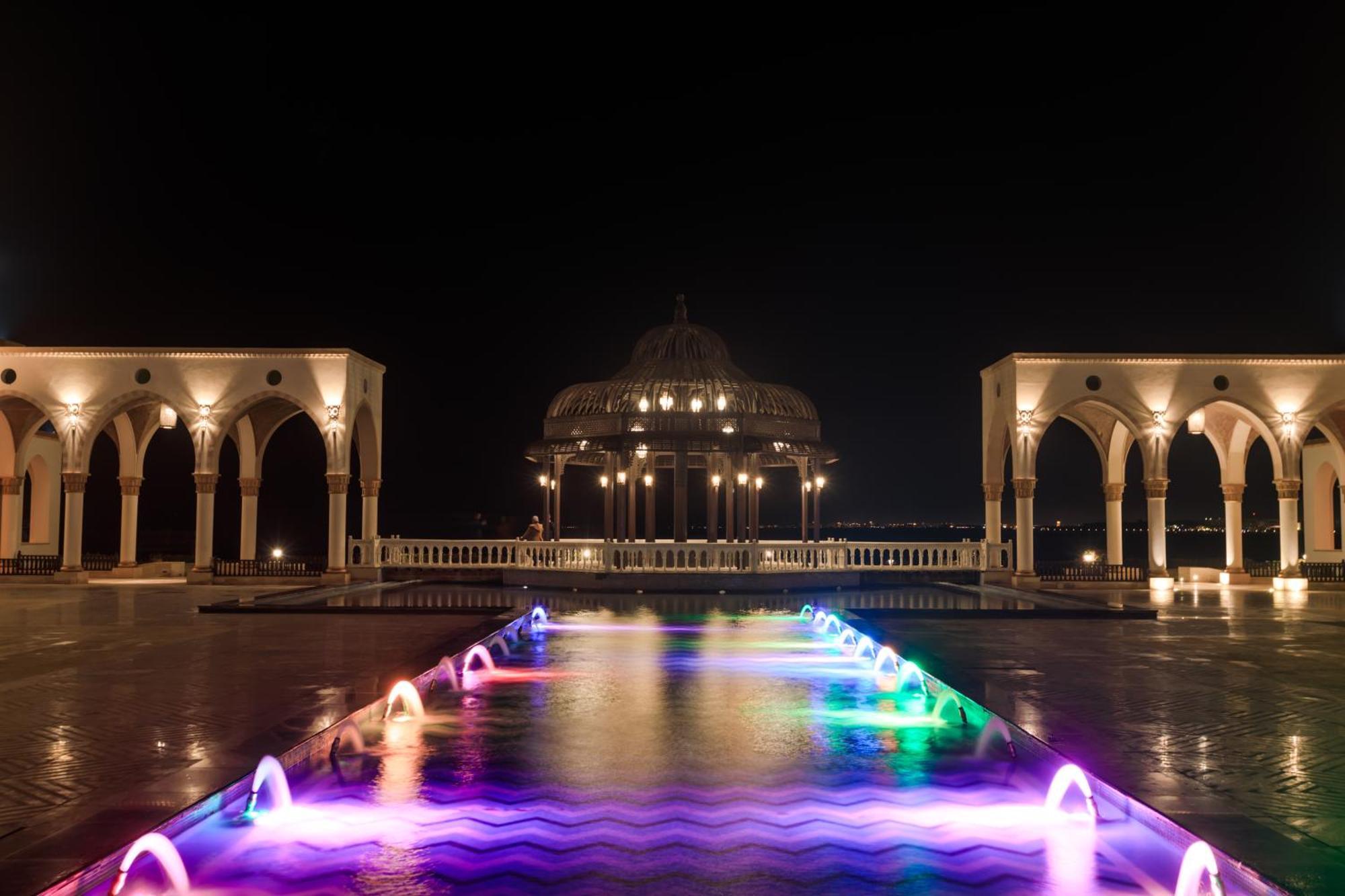 Old Palace Resort Sahl Hasheesh Hurghada Exterior photo Fountains at the Al-Shaab Park
