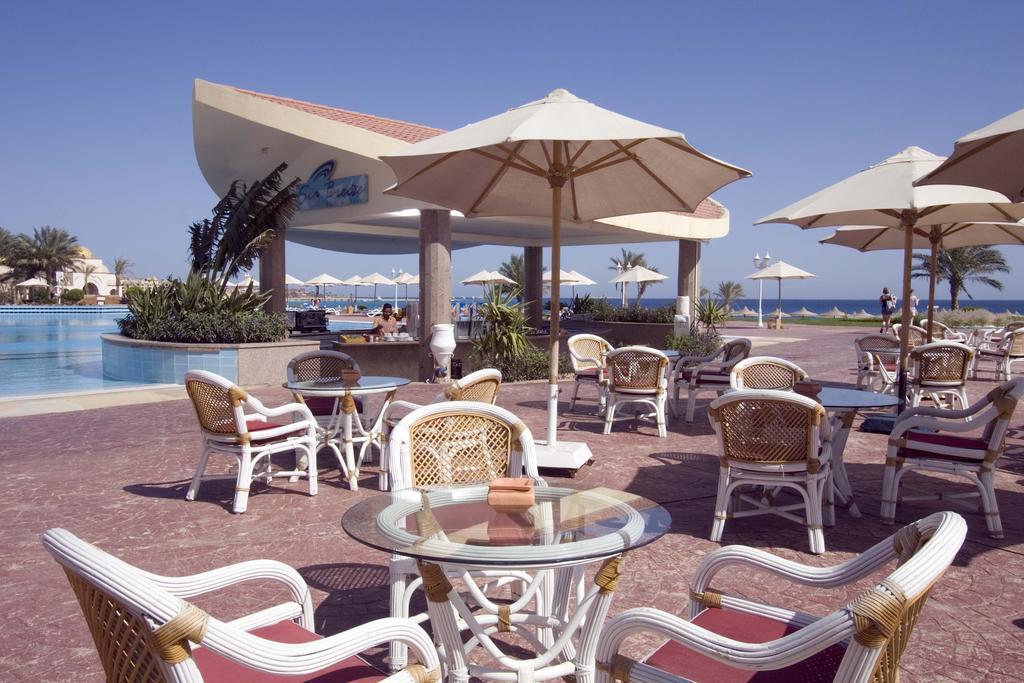 Old Palace Resort Sahl Hasheesh Hurghada Exterior photo The pool at the Hilton Sharm El Sheikh